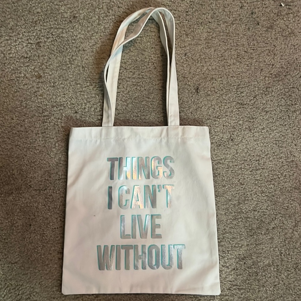 Medium size canvas tote